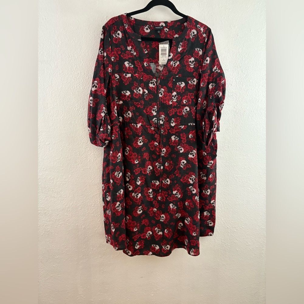 Torrid Dress Skull Rose Zip Front Tie Waist 3/4 Sleeve Pockets Size 1X.